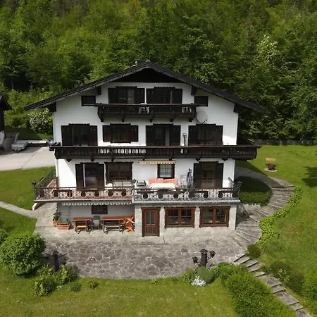 - Am Buchenhof * 巴德伊舍