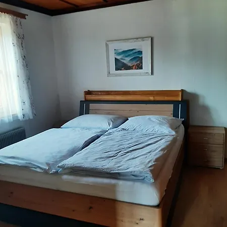 - Am Buchenhof شقة